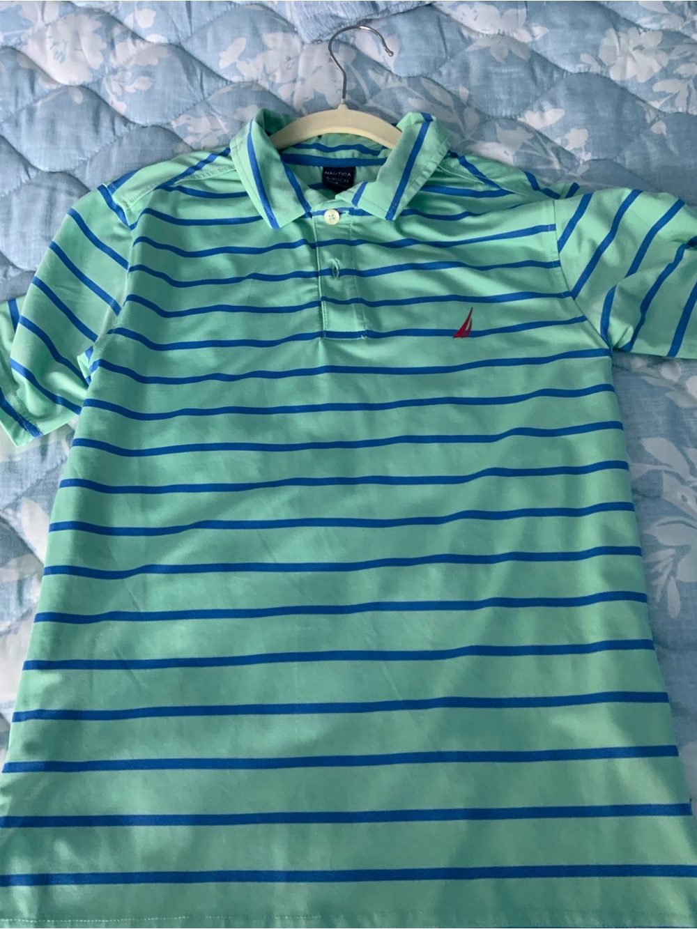 Bundle of NWT and like new boys shirts - Picture 2 of 15